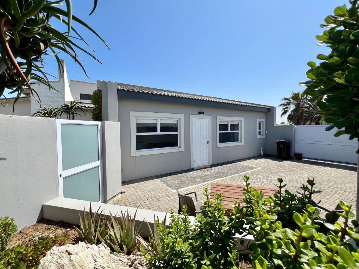 On The Main Apartment Walvis Bay Exterior photo